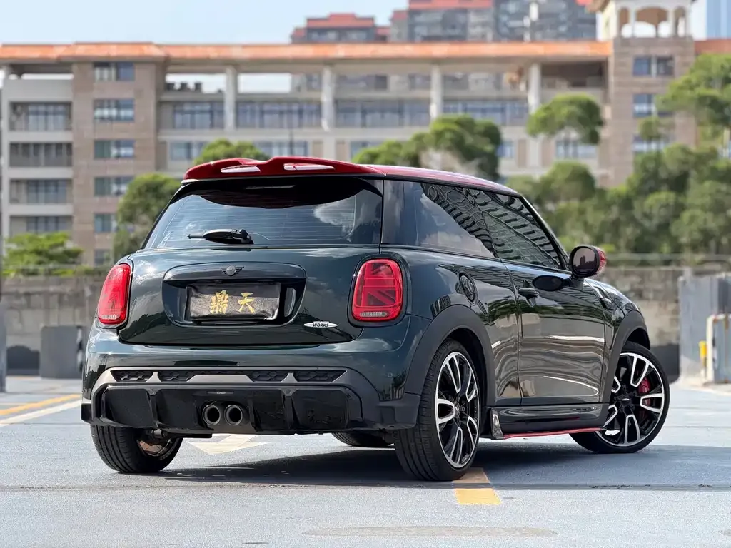 MINI JCW (John Cooper Works) — фото 9