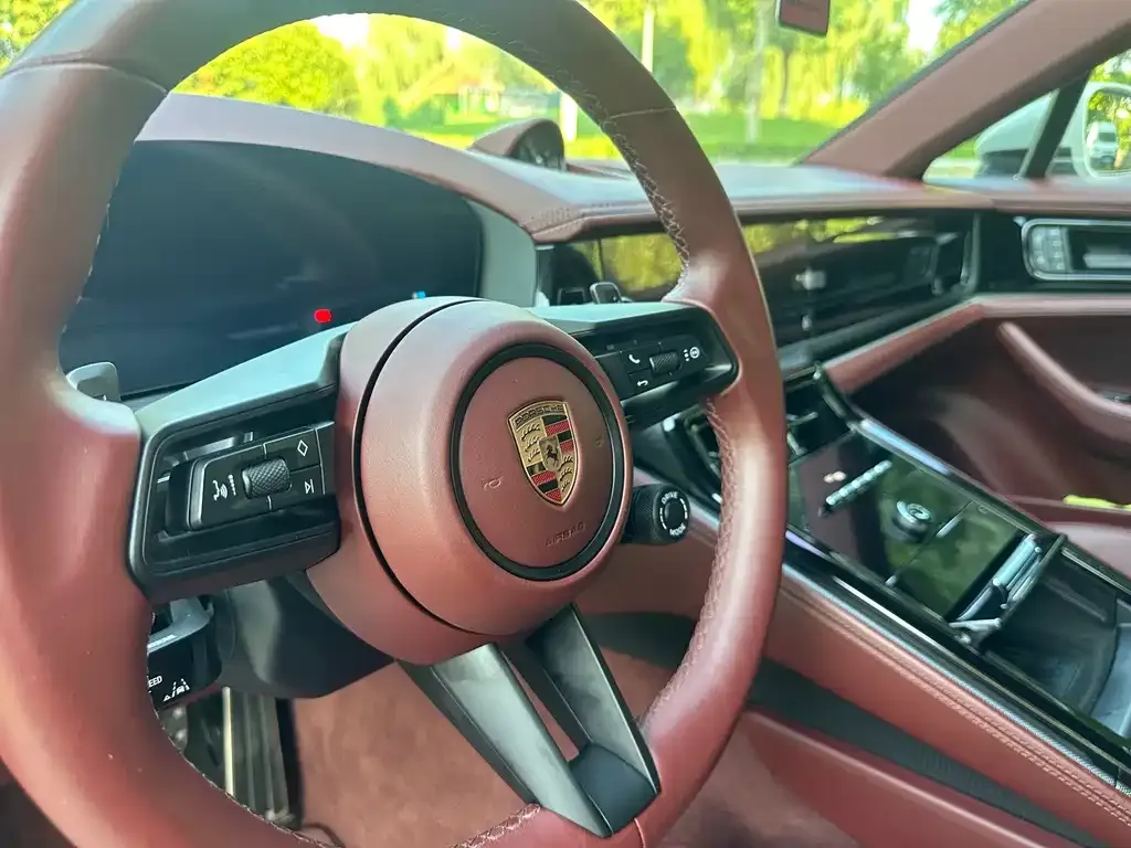 Porsche Panamera — фото 2