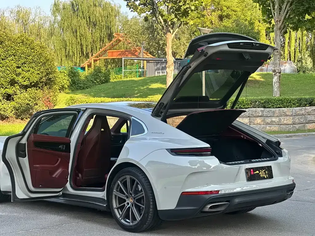 Porsche Panamera — фото 10