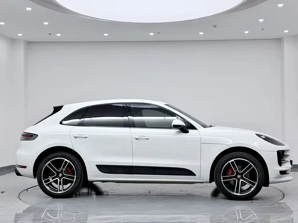 Porsche Macan — фото 6