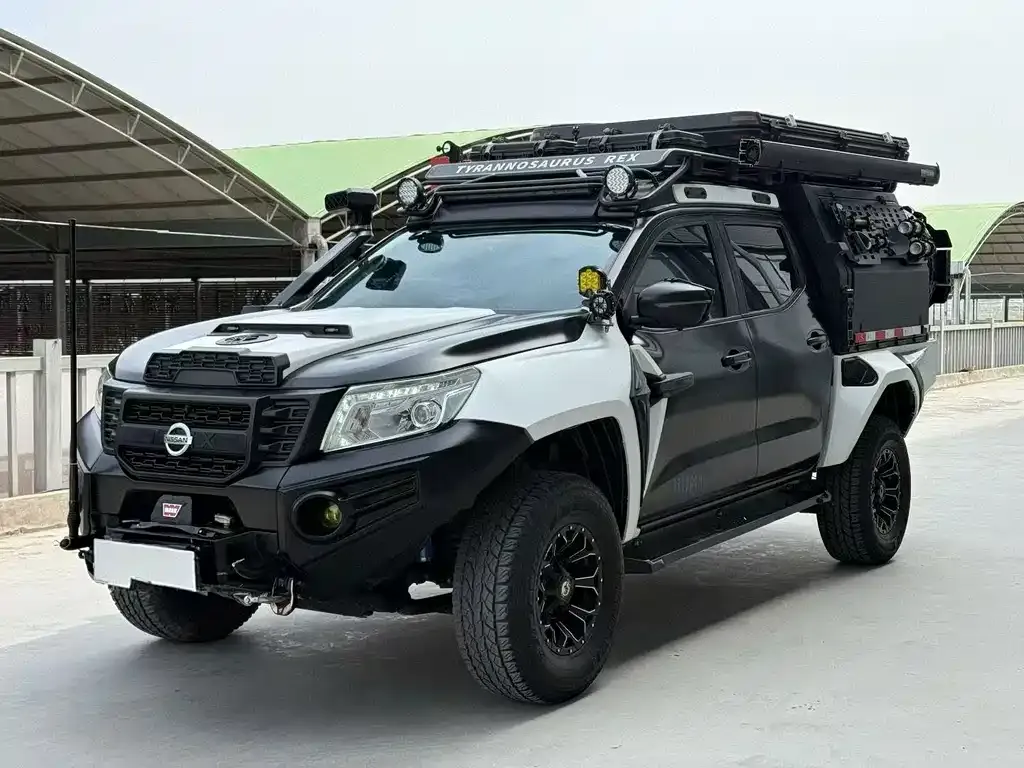 Nissan Navara — фото 1