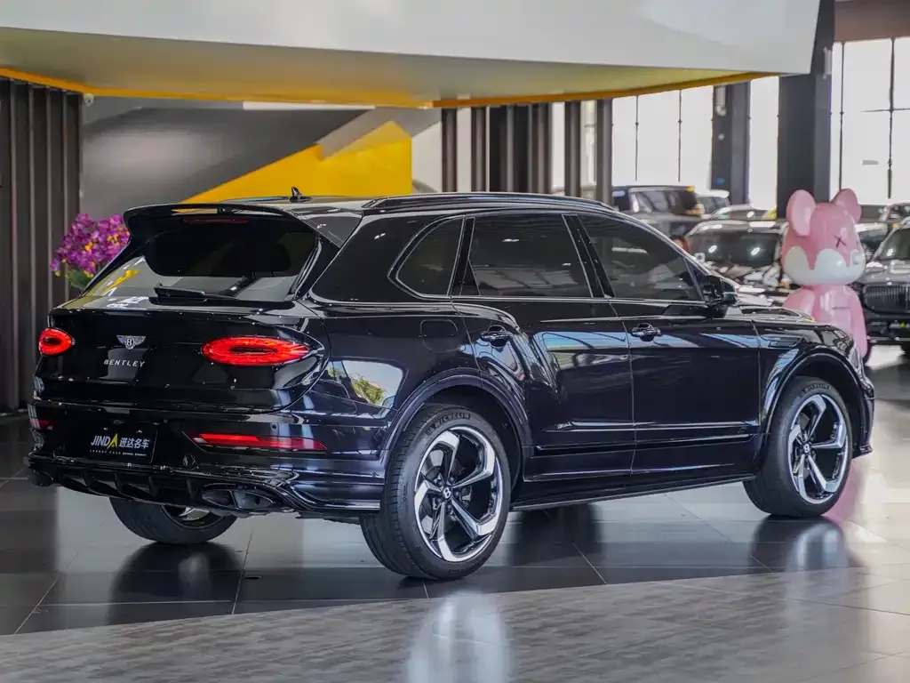 Bentley Bentayga — фото 10