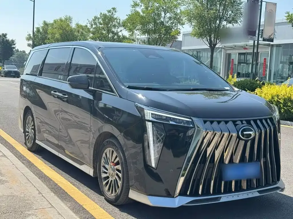 GAC Motor Trumpchi M8 — фото 10