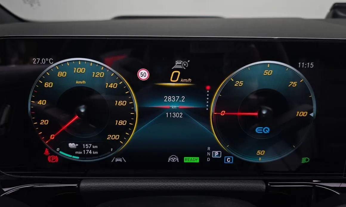 Mercedes-Benz EQA — фото 2