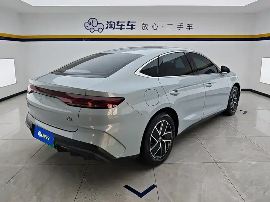 BYD Qin L — фото 6