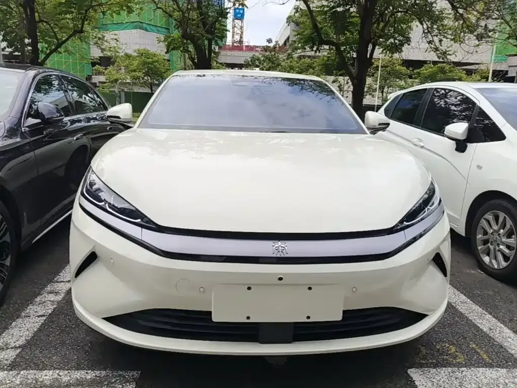 BYD Qin L — фото 8