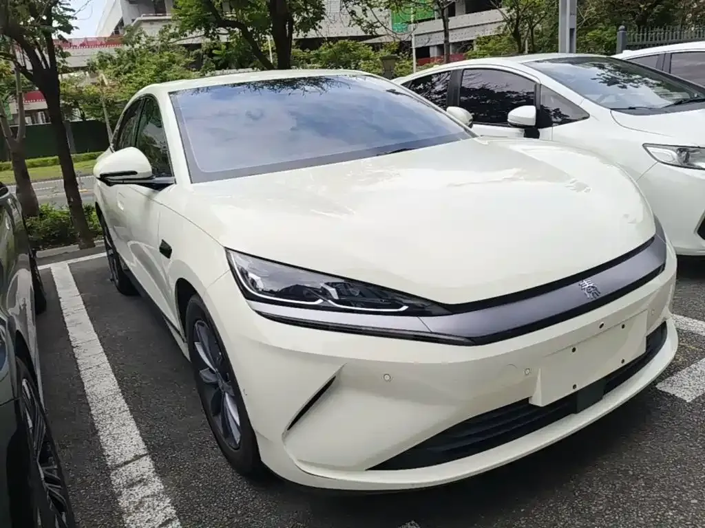 BYD Qin L — фото 7