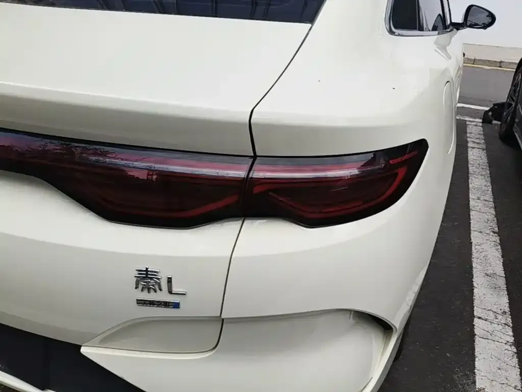 BYD Qin L — фото 4