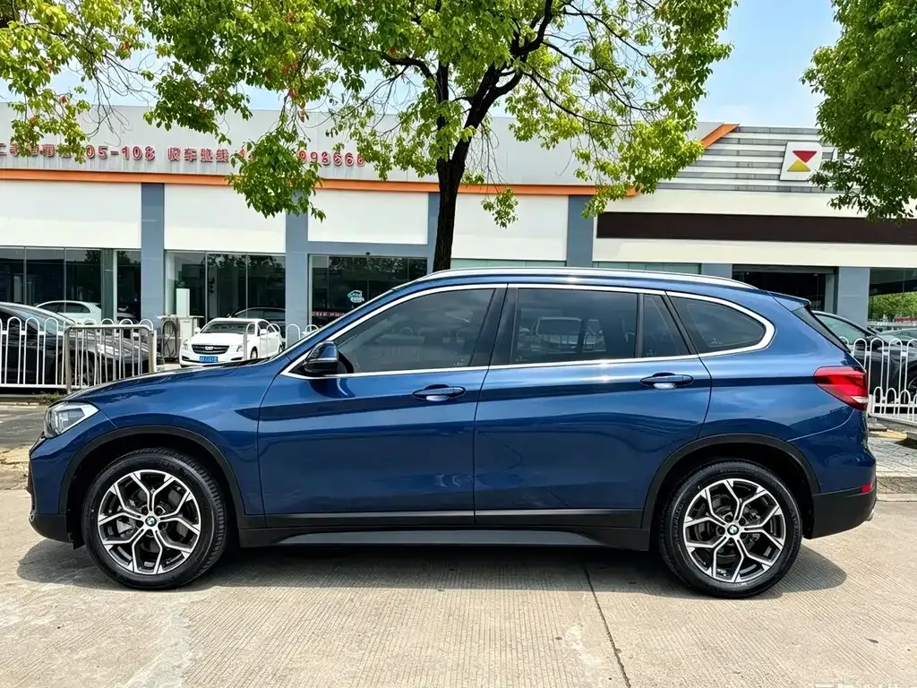 BMW X1 — фото 6