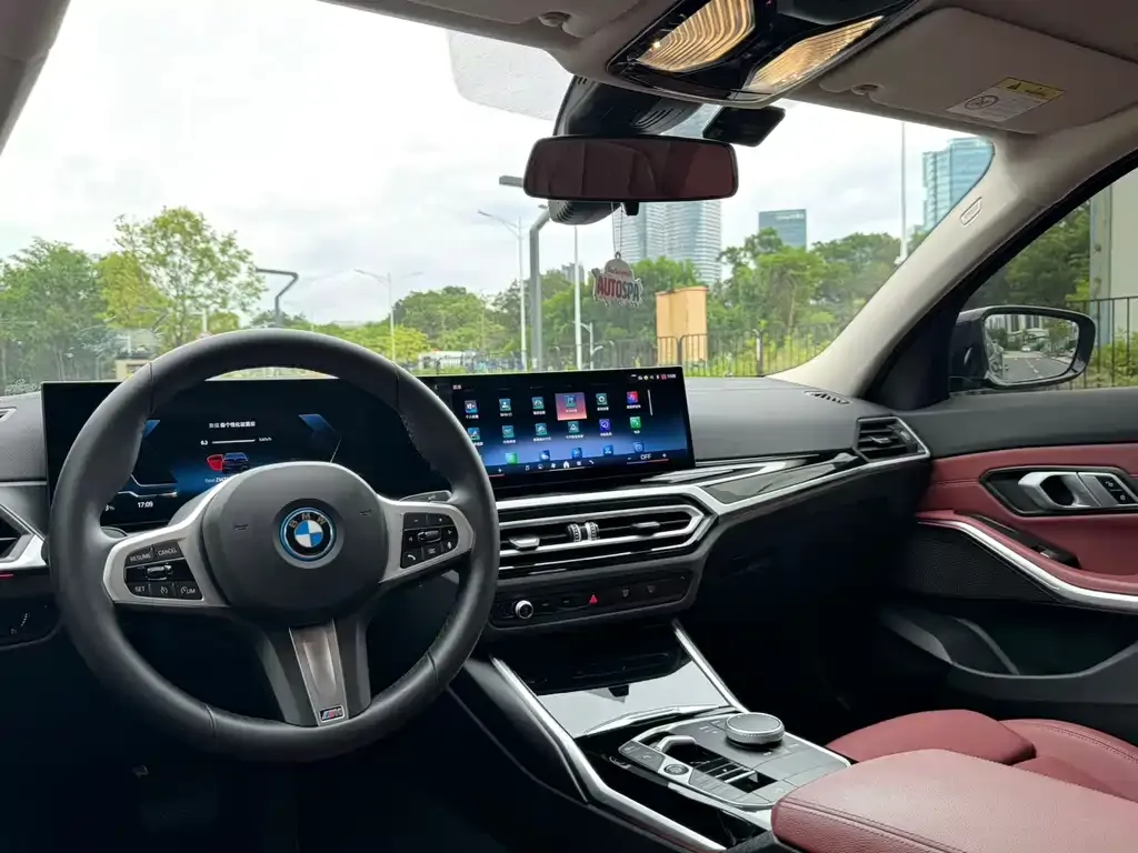 BMW i3 — фото 5