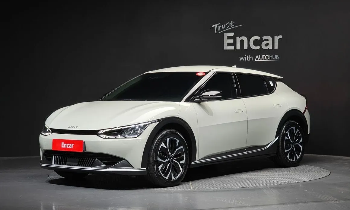 Kia EV6 — фото 1