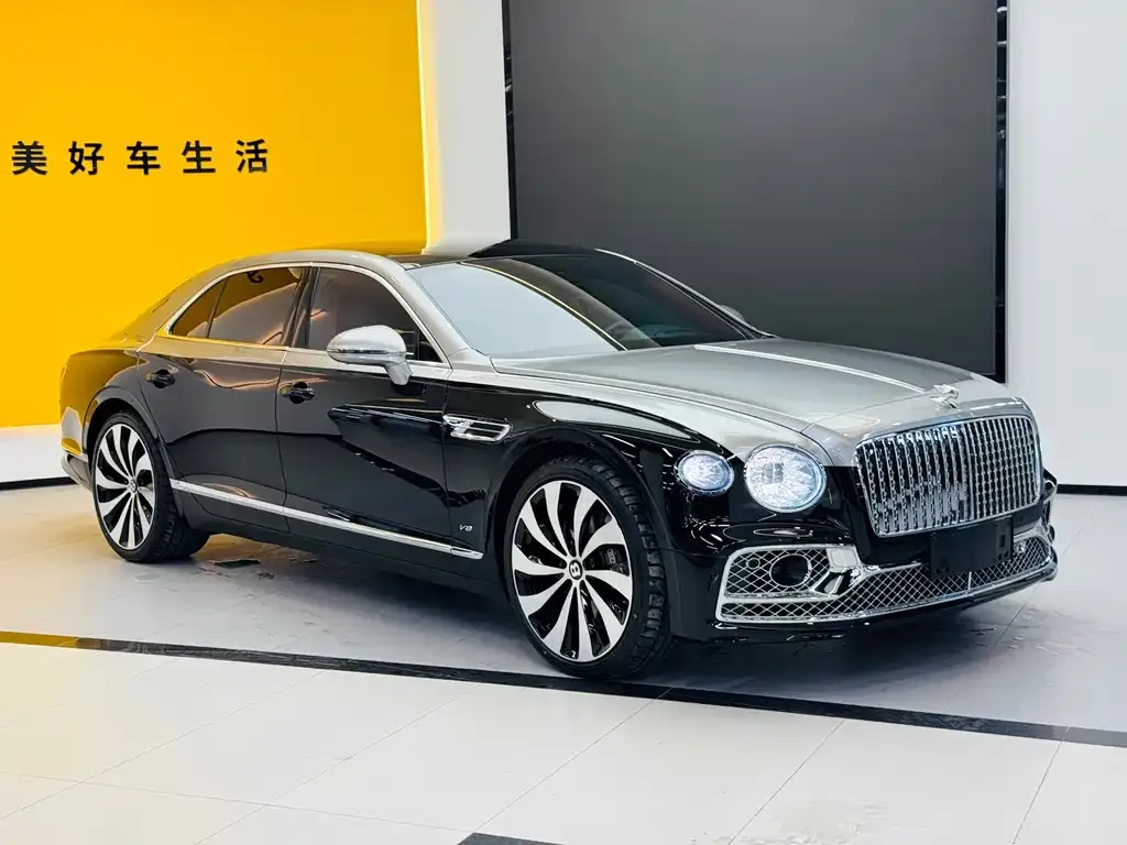 Bentley Flying Spur — фото 2