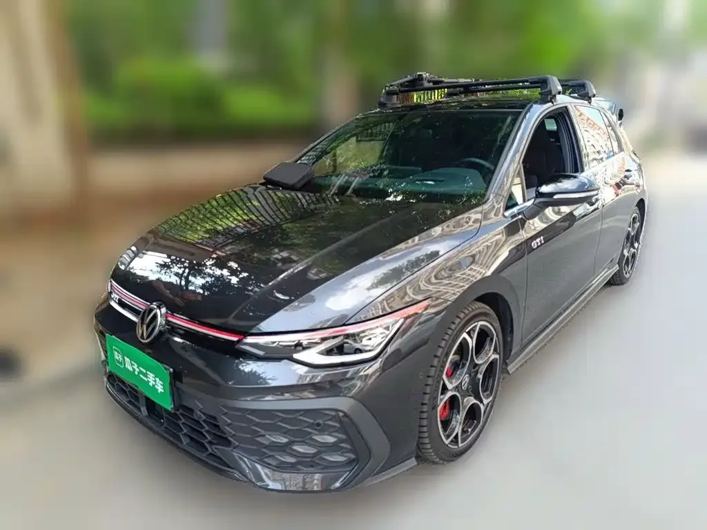 Volkswagen Golf GTI — фото 1