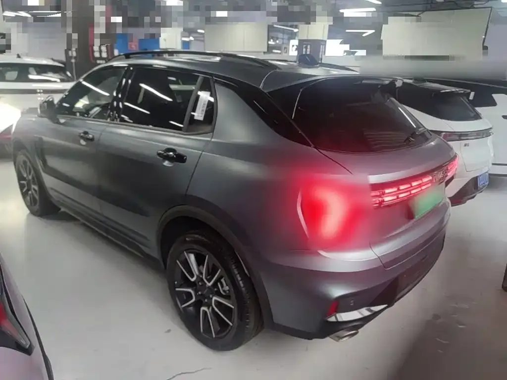 Lynk & Co 01 — фото 8