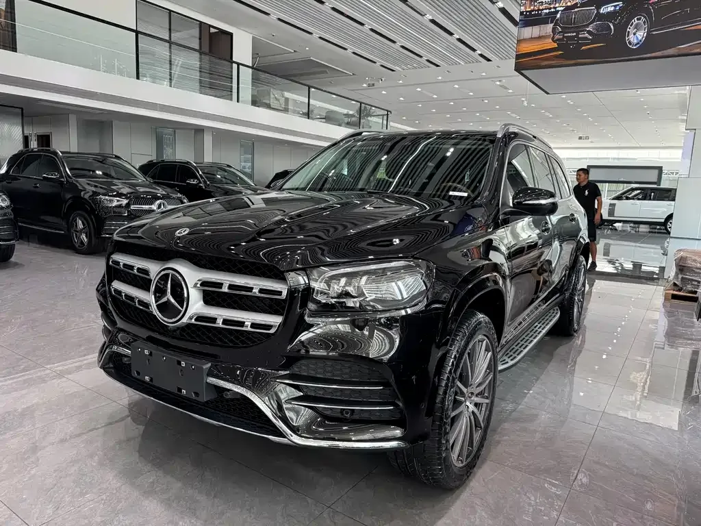 Mercedes-Benz GLS — фото 1