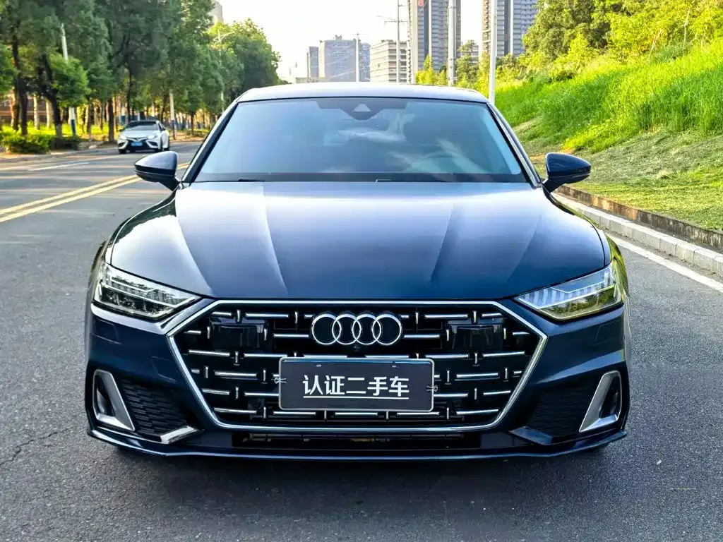 Audi A7L — фото 10