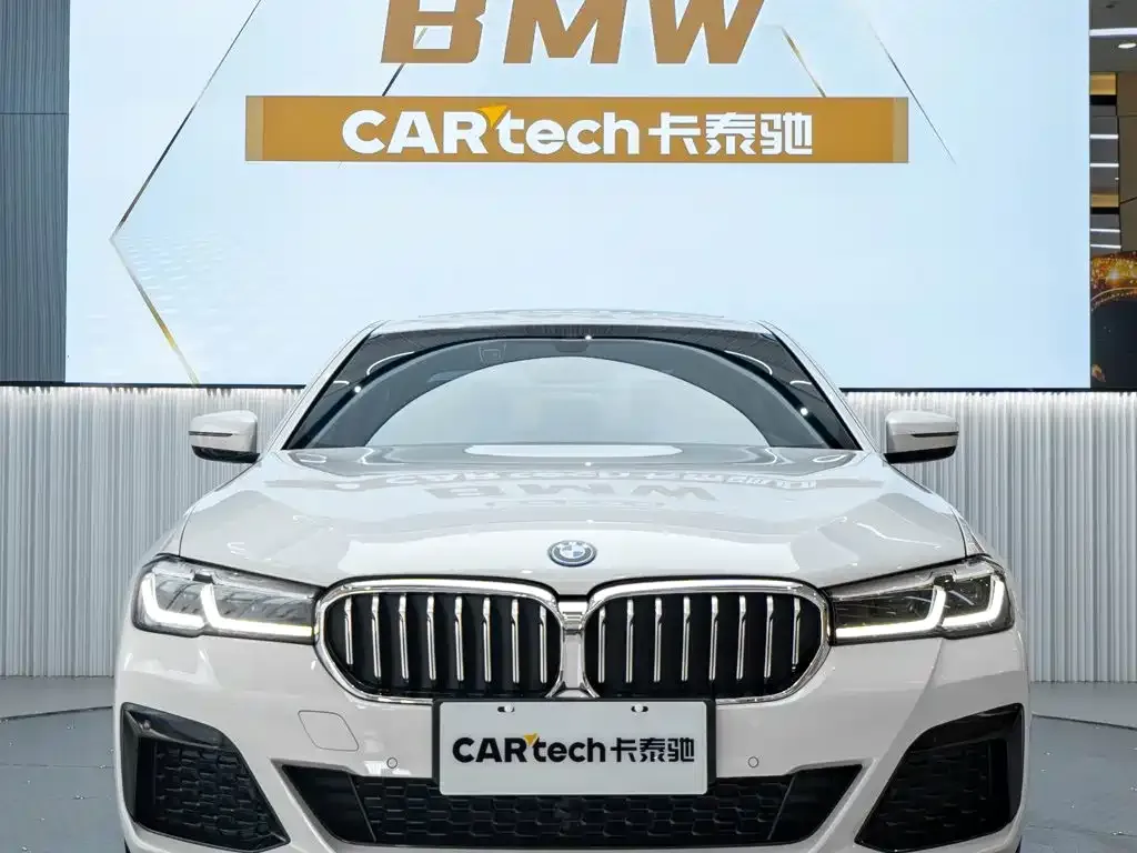 BMW 5 Series New Energy — фото 1