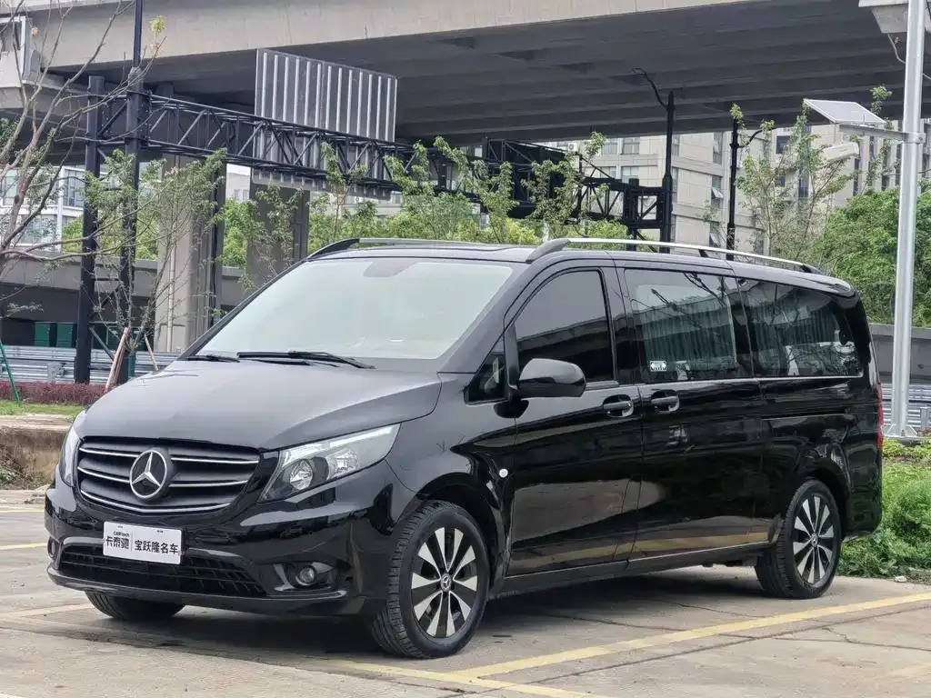 Mercedes-Benz Vito — фото 1