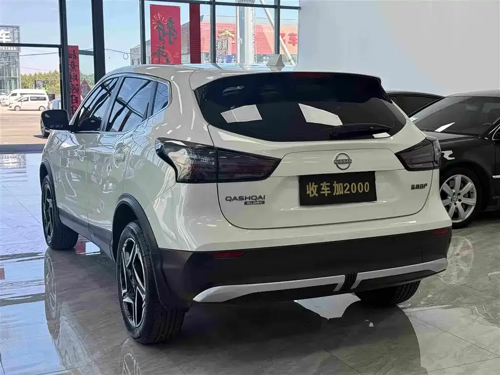 Nissan Qashqai — фото 6