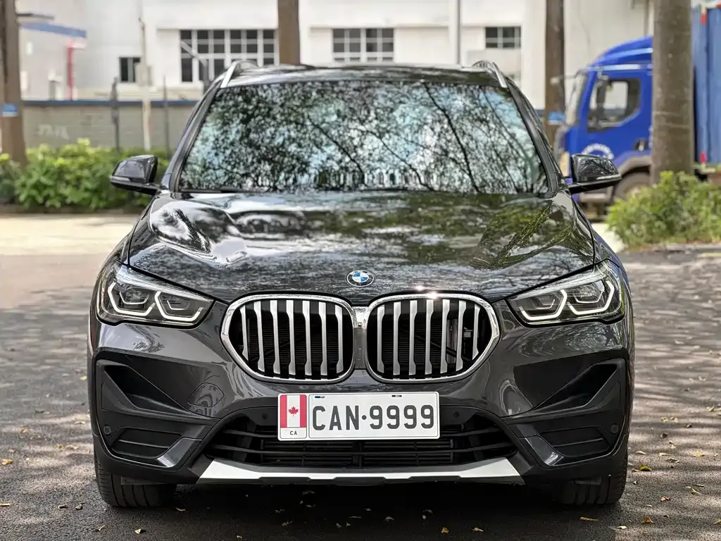 BMW X1 — фото 7