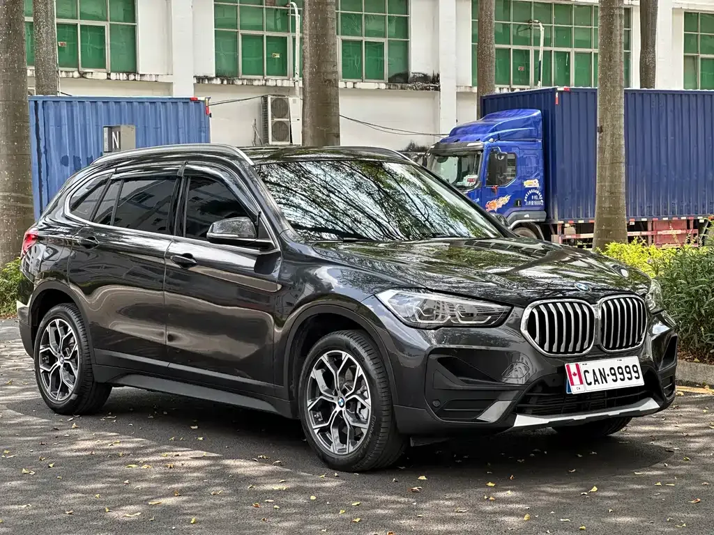 BMW X1 — фото 9