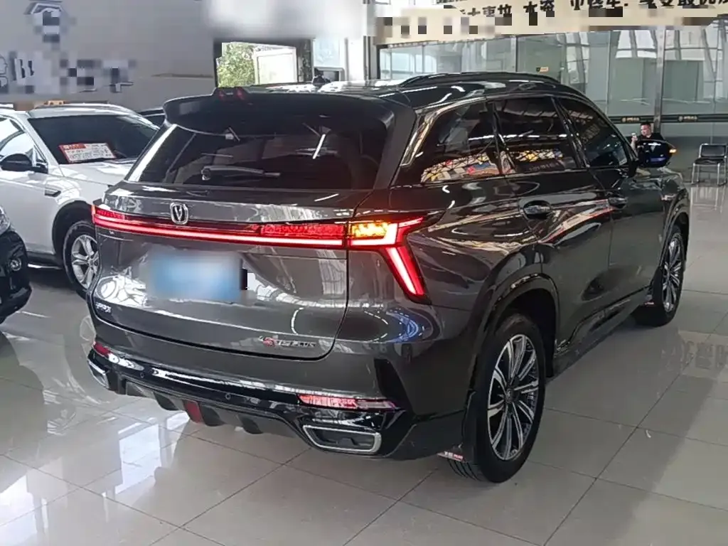 Changan CS75 PLUS — фото 6