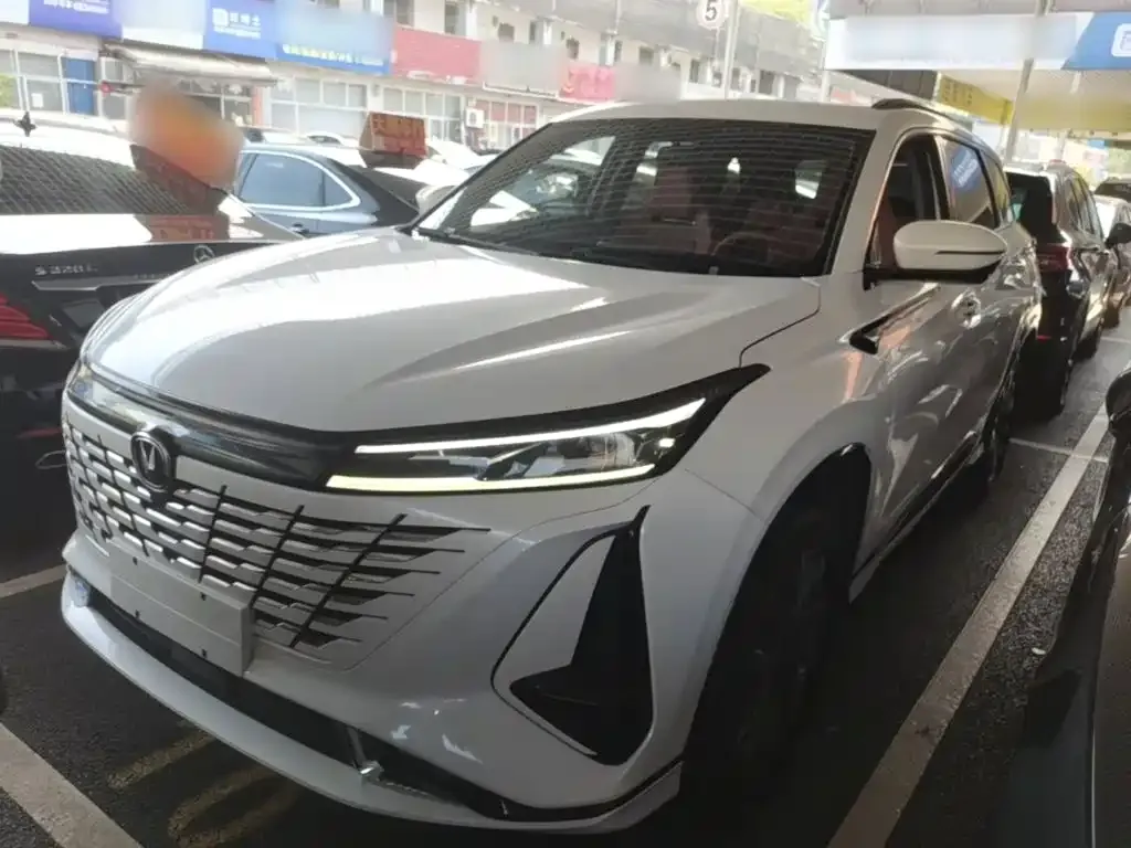 Changan CS75PLUS — фото 1