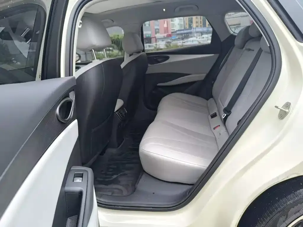 BYD Seal 06 DM-i Touring Edition — фото 2