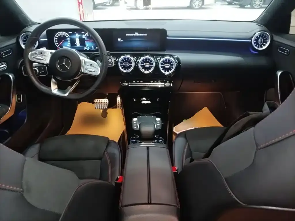 Mercedes-Benz CLA (Import) — фото 4