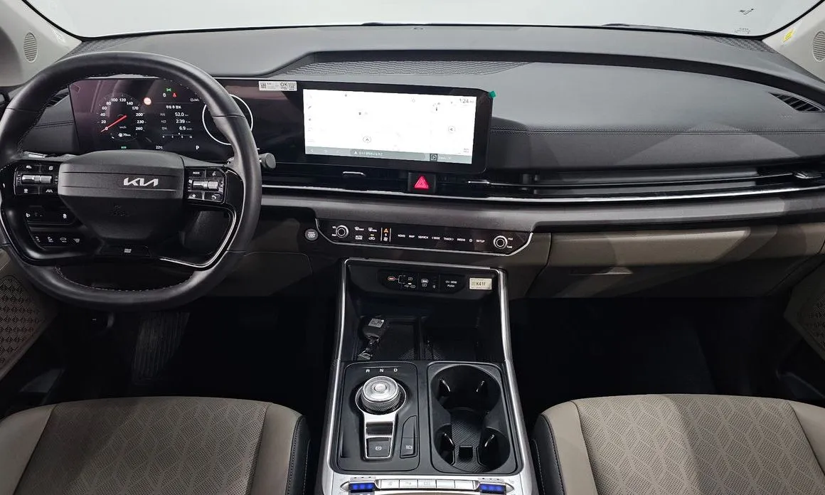 Kia Carnival — фото 10