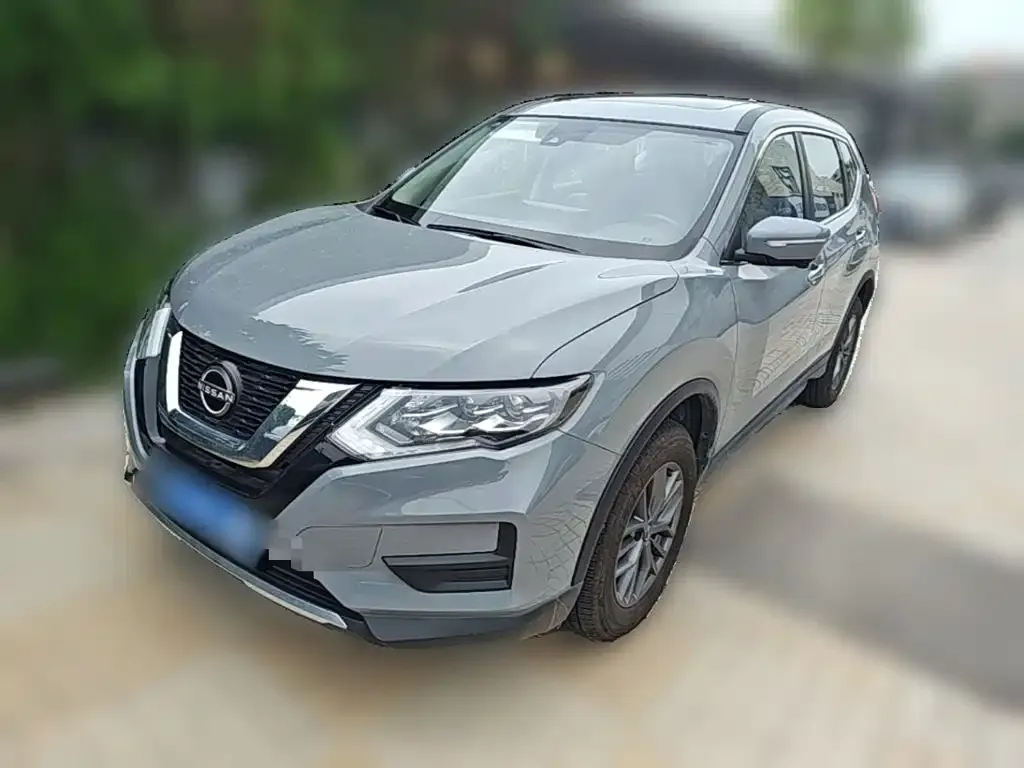 Nissan X-Trail — фото 1