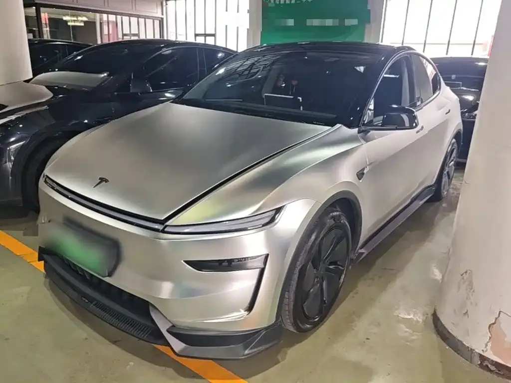 Tesla Model Y — фото 4