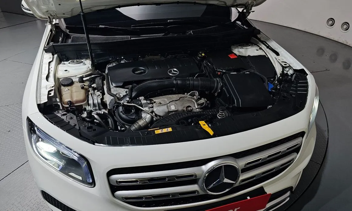 Mercedes-Benz GLB-Class — фото 10