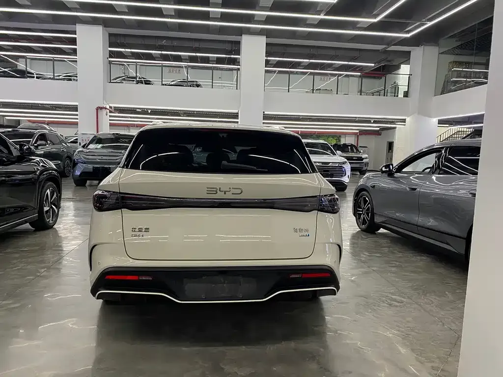 BYD Seal 06 DM-i Touring — фото 7