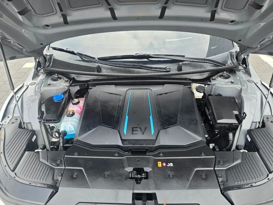 Hyundai Ioniq5 — фото 4