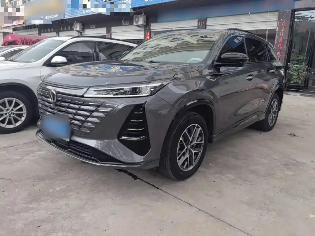 Changan CS75PLUS — фото 1