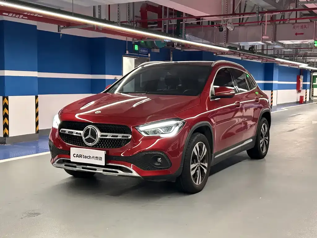 Mercedes-Benz GLA — фото 1