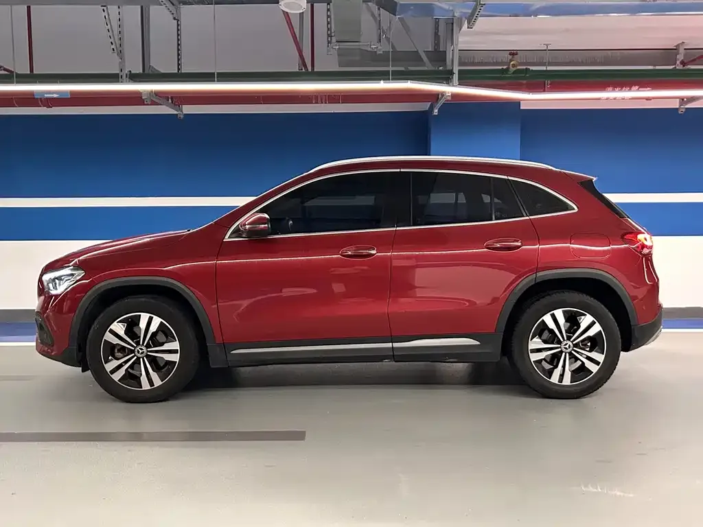 Mercedes-Benz GLA — фото 10