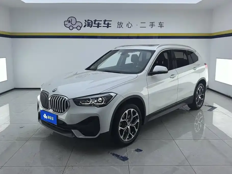 BMW X1 — фото 1