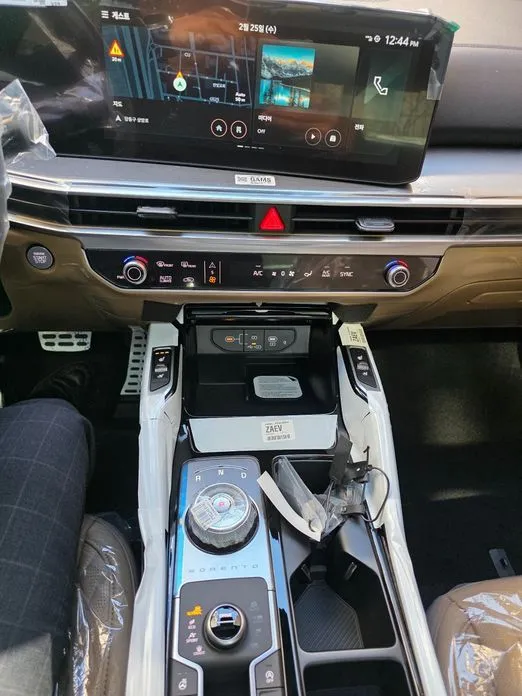 Kia Sorento — фото 3
