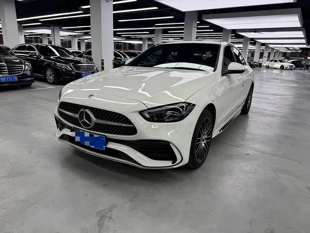 Mercedes-Benz C-Class — фото 1