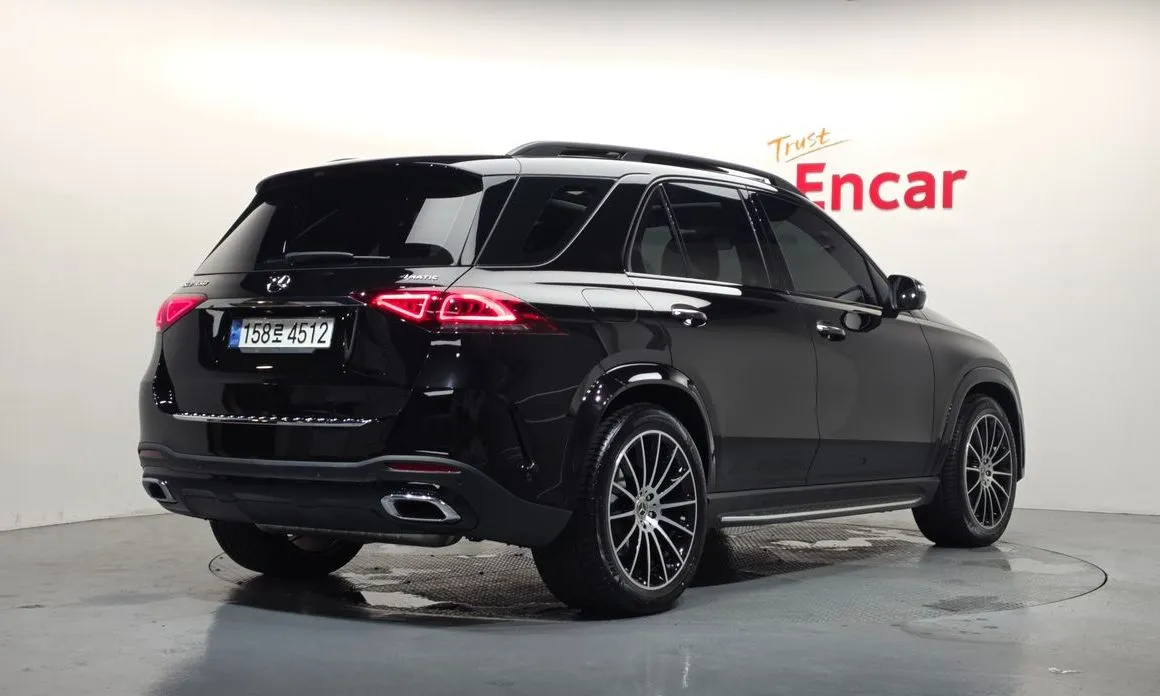 Mercedes-Benz GLE-Class — фото 6