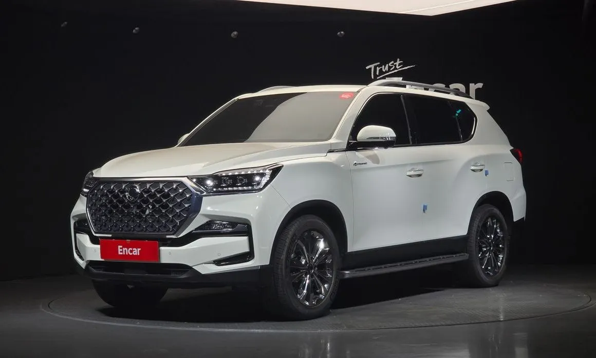 KG Mobility (Ssangyong) Rexton — фото 1