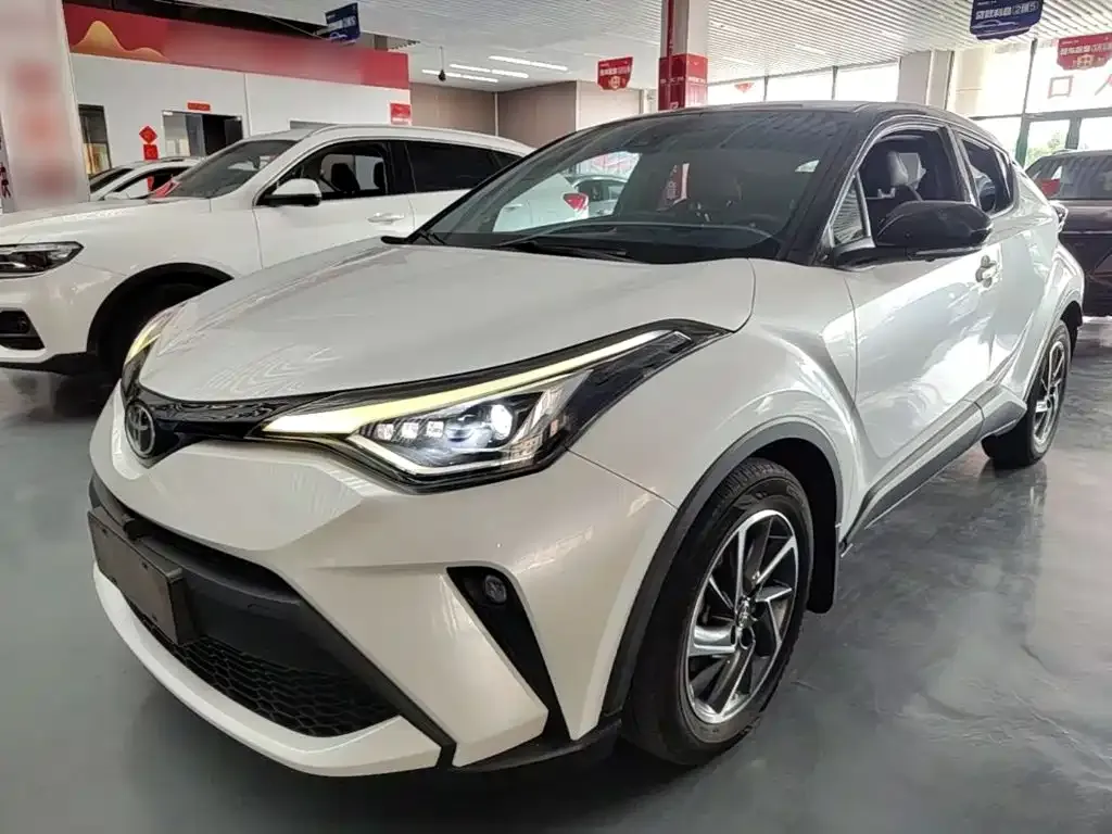 Toyota C-HR — фото 7