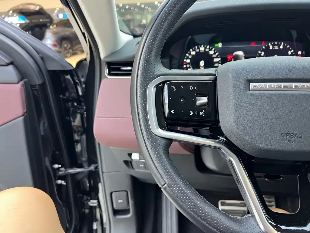 Land Rover Evoque — фото 6