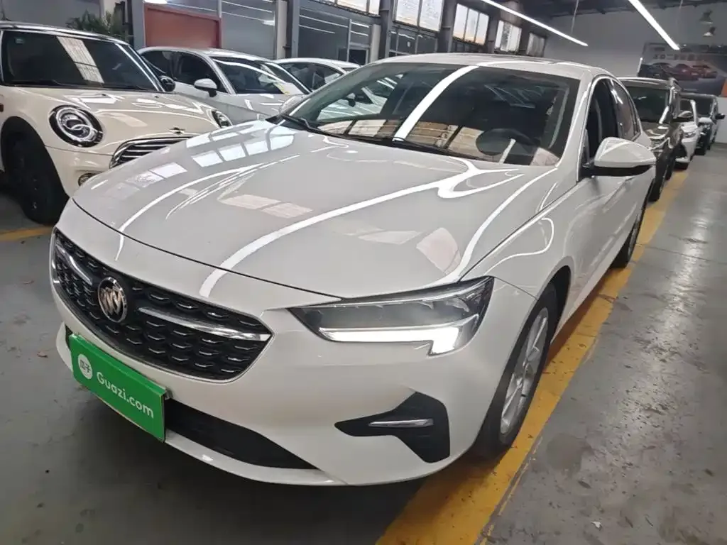Buick Regal — фото 1