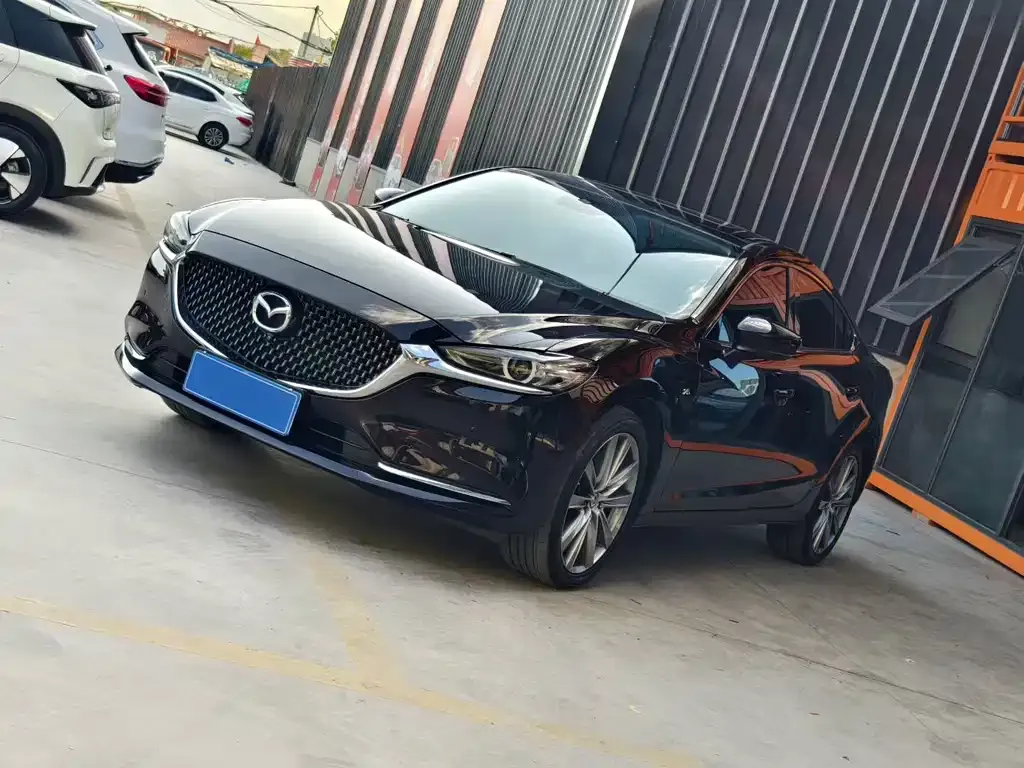 Mazda Atenza — фото 1