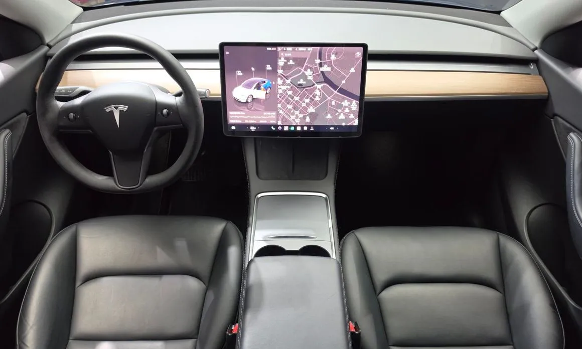 Tesla Model Y — фото 5