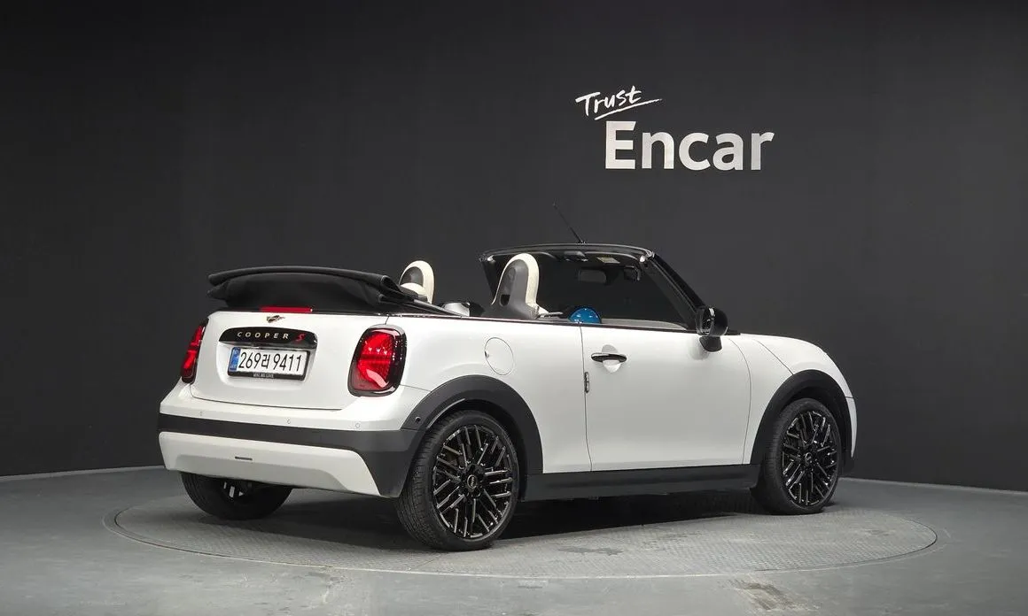 Mini Cooper Convertible — фото 2