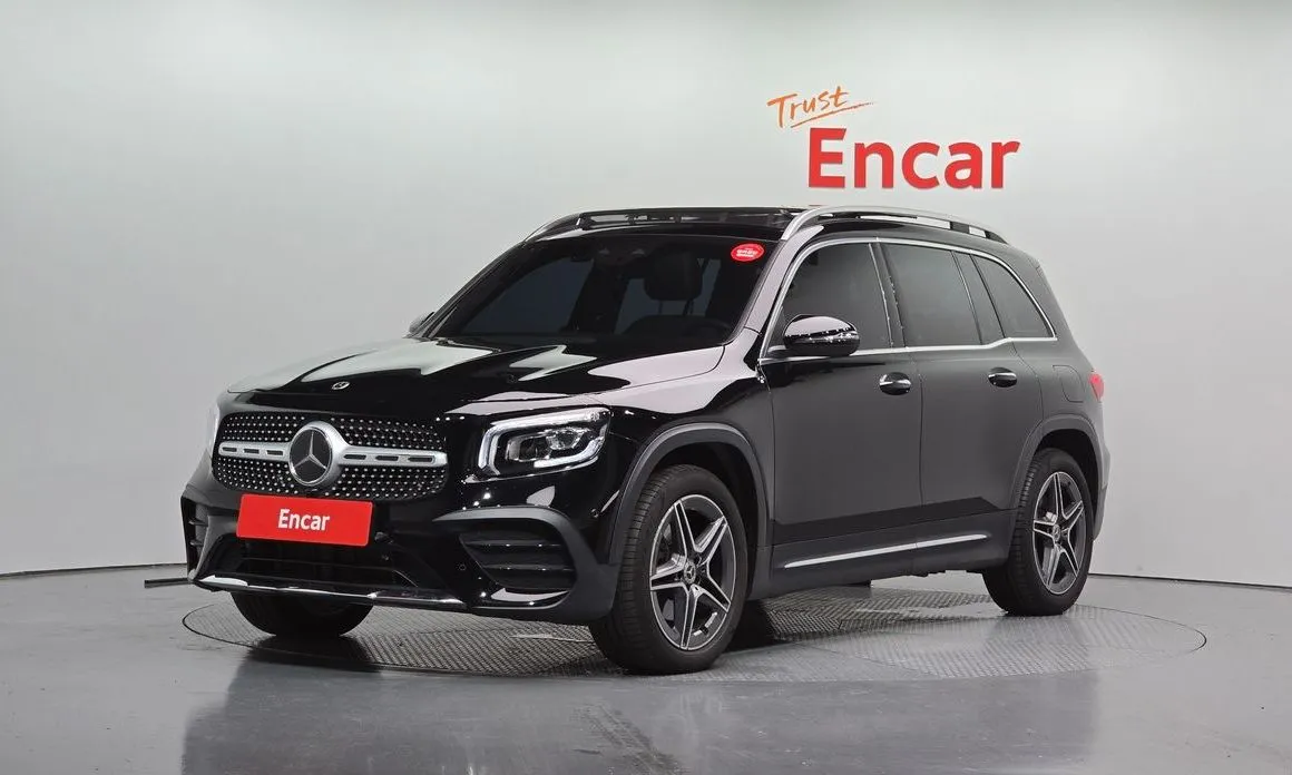 Mercedes-Benz GLB-Class — фото 1